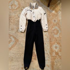 Nils skiwear all in one ski suit cream color jacket with black pants